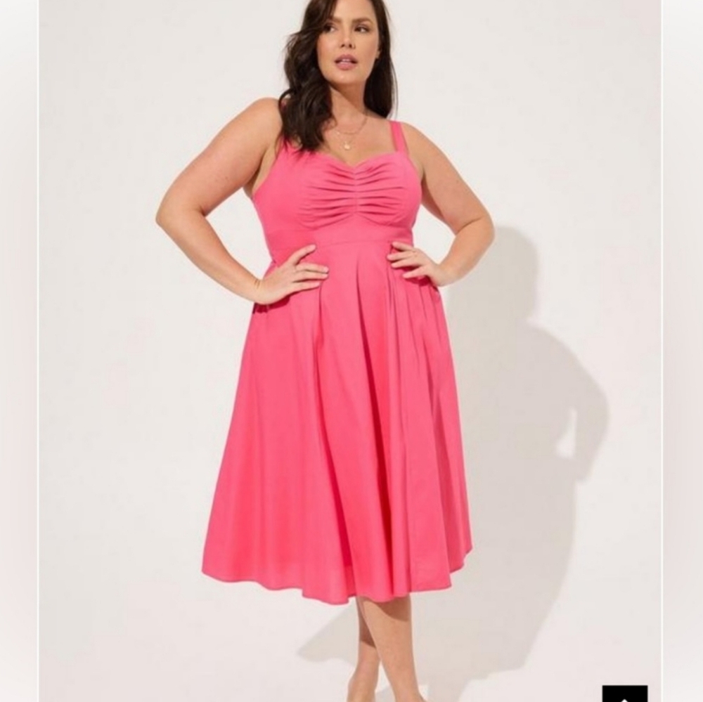 Torrid Midi Poplin Sweetheart Pink Shirred flared waistline, NWT